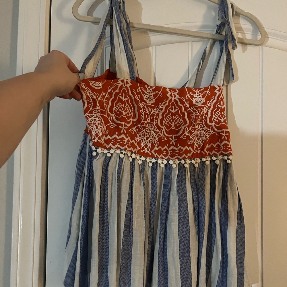 Altar’d State Tank. Ties at the shoulders. Never worn. Tags still attached.